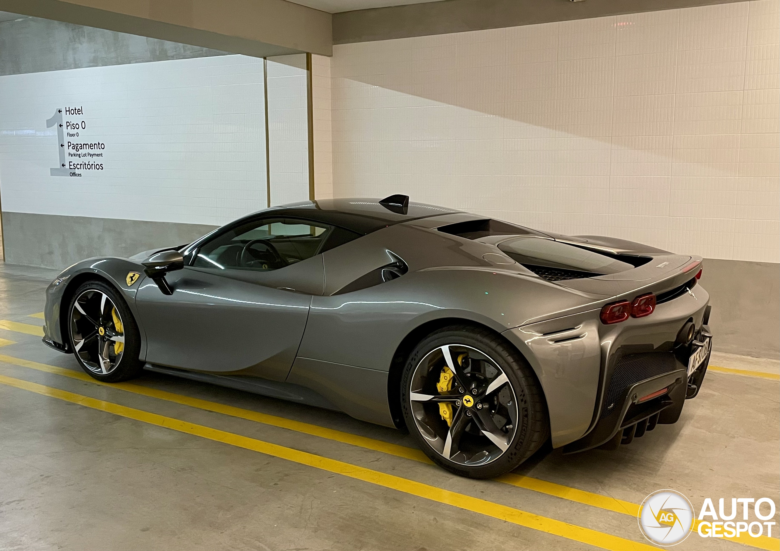 Ferrari SF90 Stradale