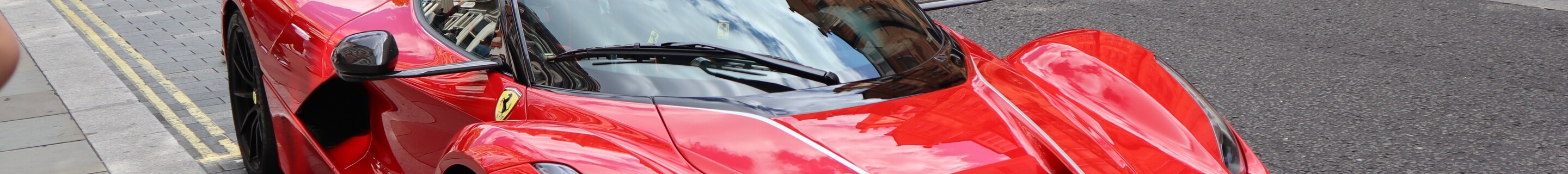 Ferrari LaFerrari Aperta