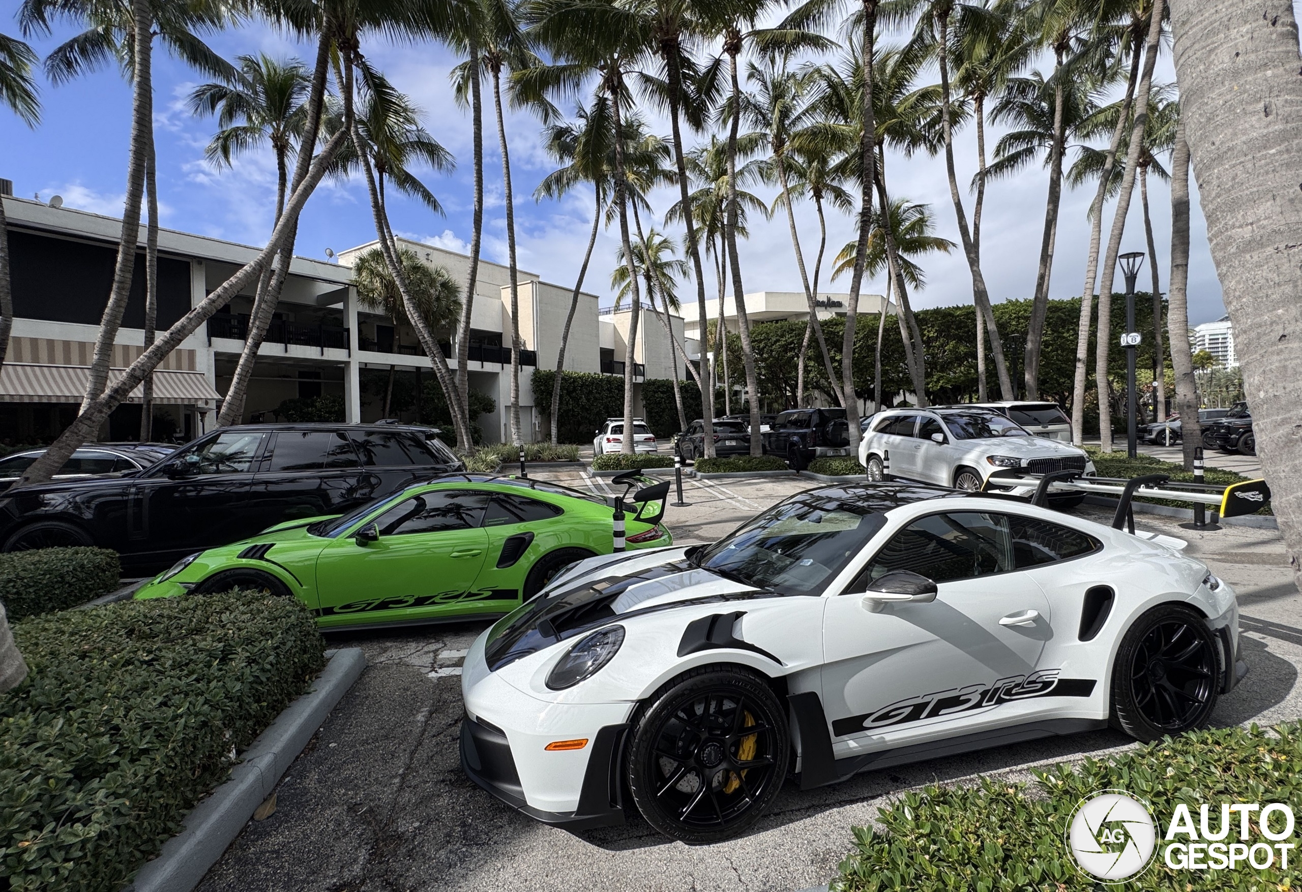 Porsche 992 GT3 RS MkI Weissach Package