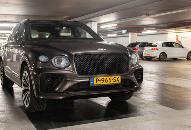 Bentley Bentayga Hybrid 2021 First Edition