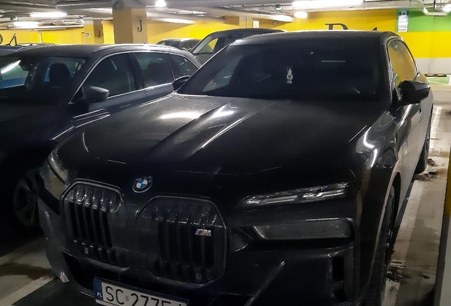 BMW M760e xDrive