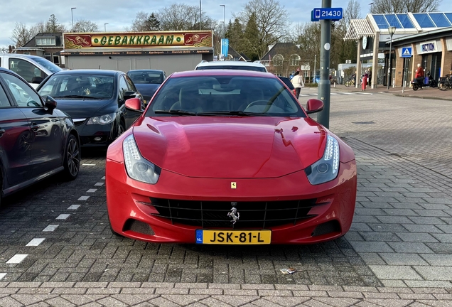 Ferrari FF