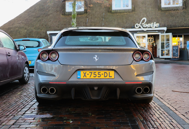 Ferrari GTC4Lusso