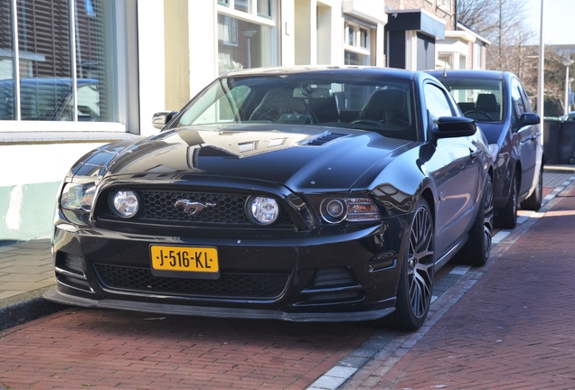 Ford Mustang GT 2013