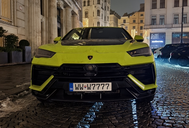 Lamborghini Urus Performante