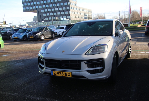 Porsche Cayenne Coupé Turbo E-Hybrid