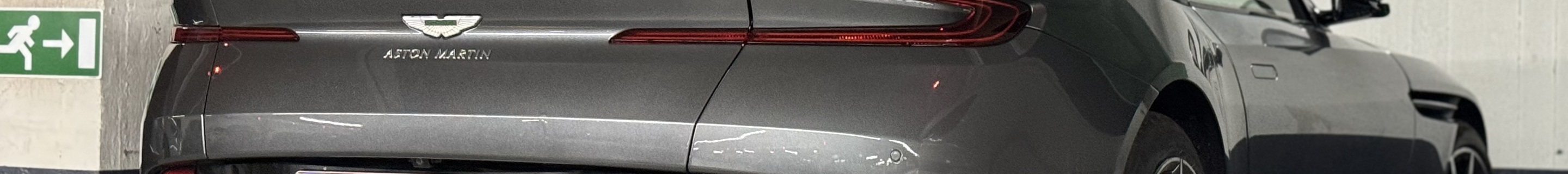 Aston Martin DB11 V8 Volante