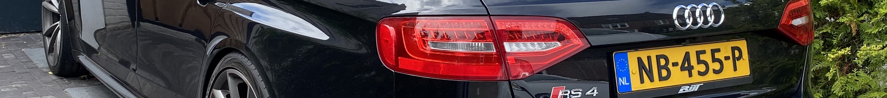 Audi RS4 Avant B8