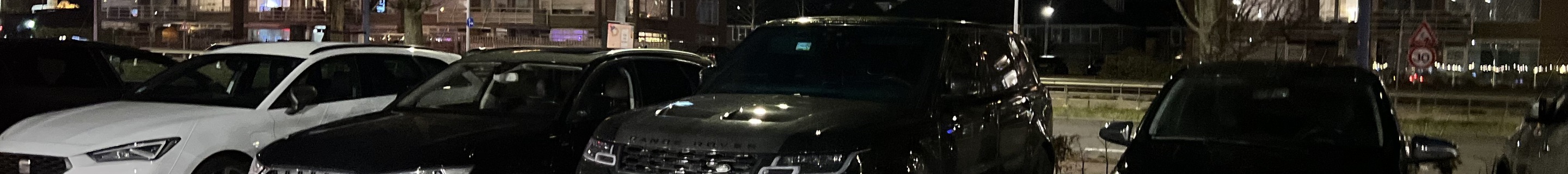 Land Rover Range Rover Sport SVR 2018 Carbon Edition