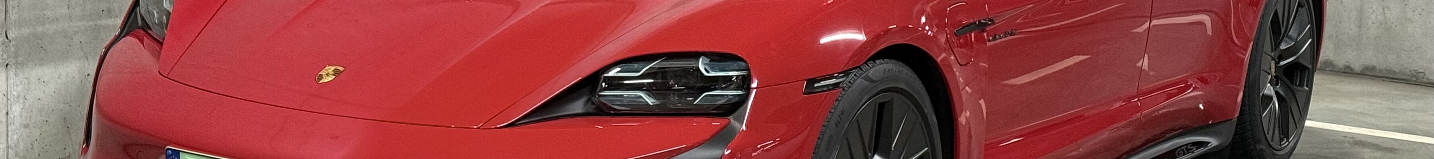 Porsche Taycan GTS Sport Turismo