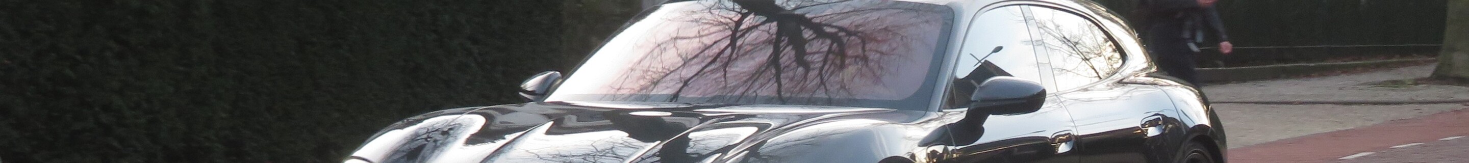 Porsche Taycan GTS Sport Turismo