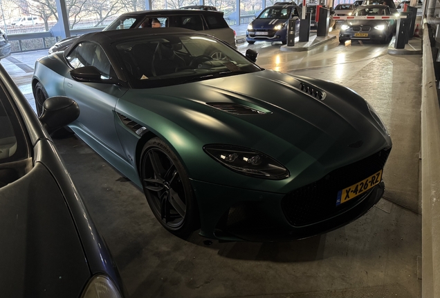 Aston Martin DBS Superleggera Volante
