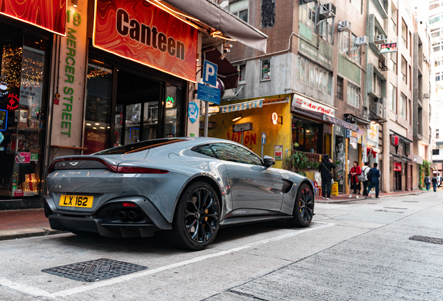 Aston Martin V8 Vantage 2018