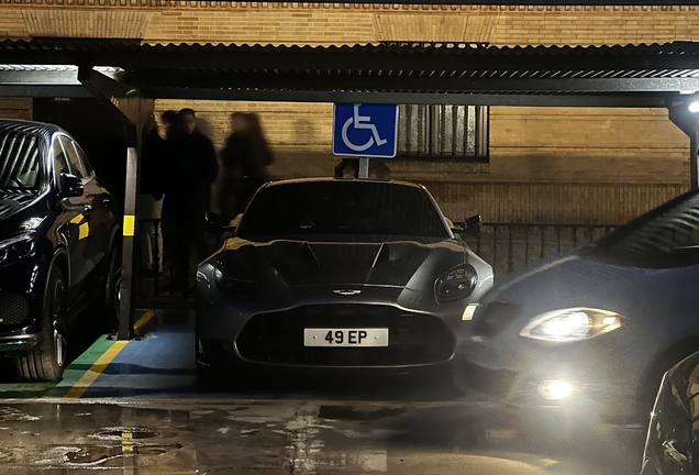 Aston Martin Vanquish 2025