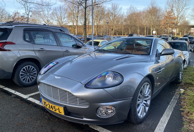 Aston Martin Vanquish S