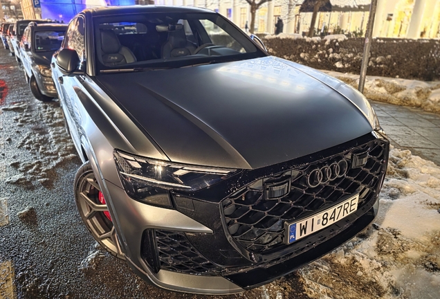 Audi RS Q8 2024
