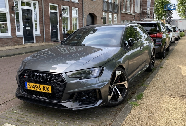 Audi RS4 Avant B9