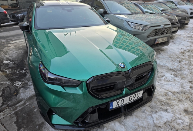 BMW M5 G90
