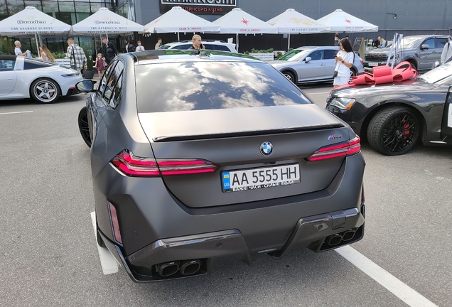 BMW M5 G90