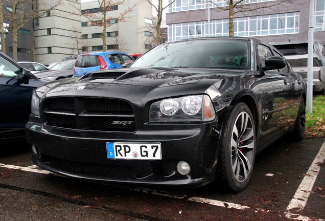 Dodge Charger SRT-8