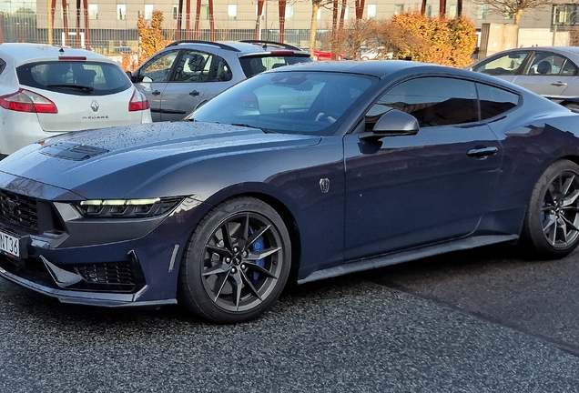 Ford Mustang Dark Horse 2024