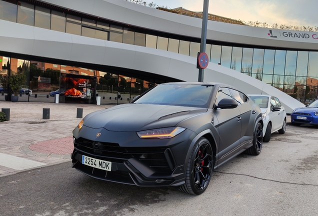 Lamborghini Urus Performante