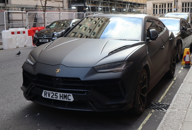 Lamborghini Urus Performante