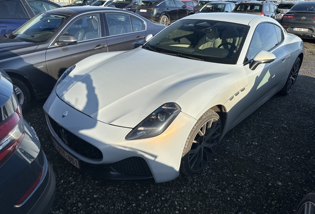 Maserati GranTurismo Modena 2023