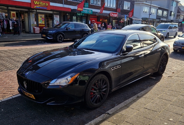 Maserati Quattroporte GTS 2013