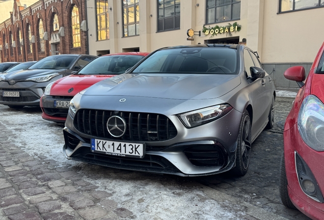 Mercedes-AMG A 45 S W177