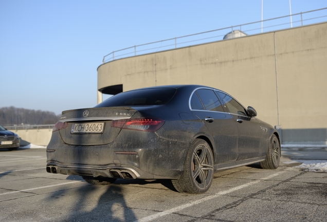 Mercedes-AMG E 63 S W213 2021