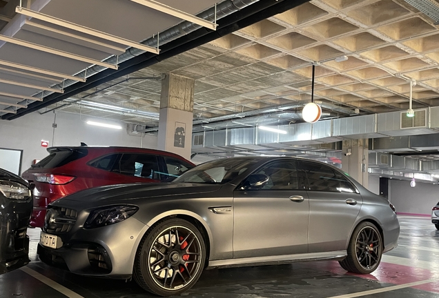 Mercedes-AMG E 63 S W213