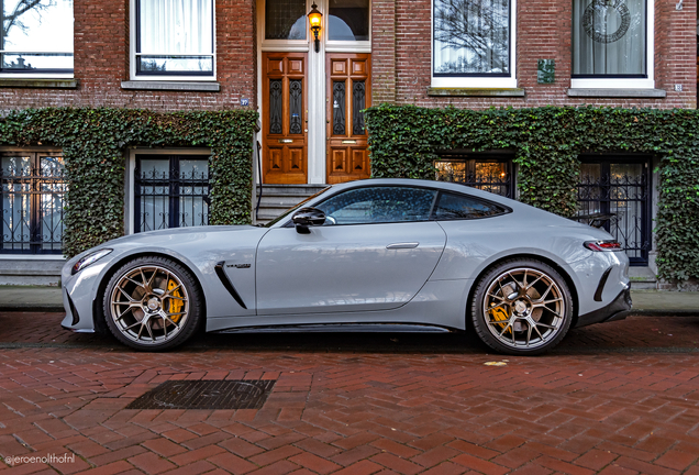 Mercedes-AMG GT 63 C192
