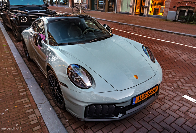 Porsche 992 Carrera GTS MkII