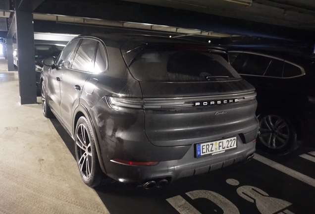 Porsche 9YA Cayenne Turbo E-Hybrid