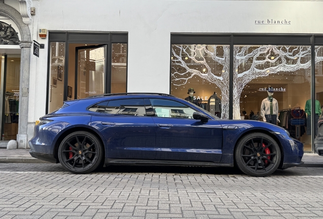 Porsche Taycan GTS Sport Turismo