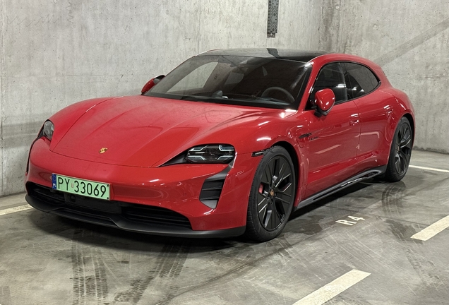 Porsche Taycan GTS Sport Turismo