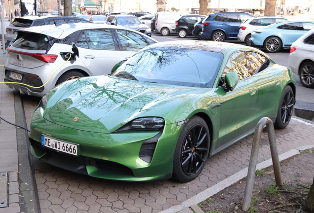 Porsche Taycan Turbo