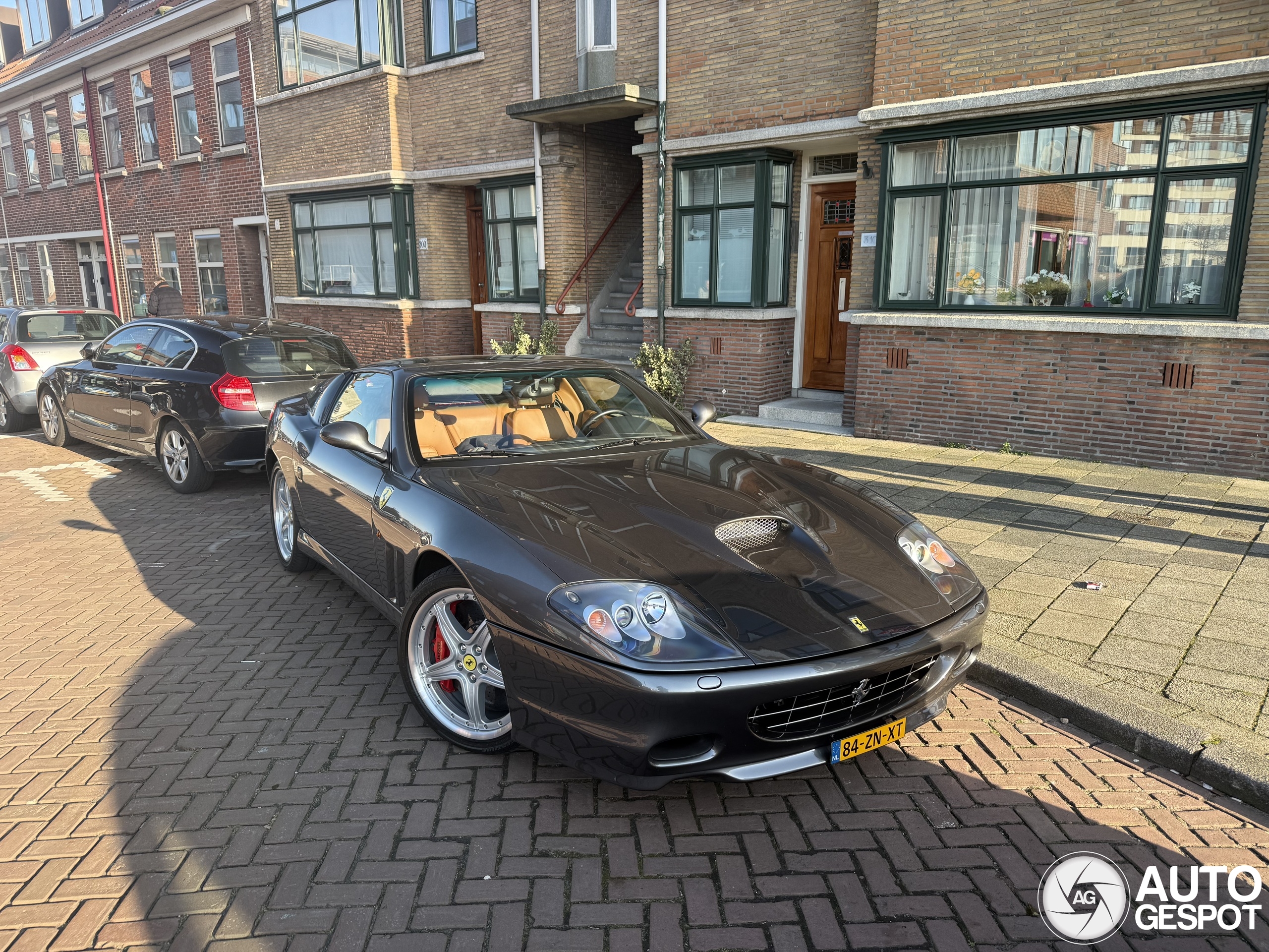 V12-verrassing in de Haagse haven!