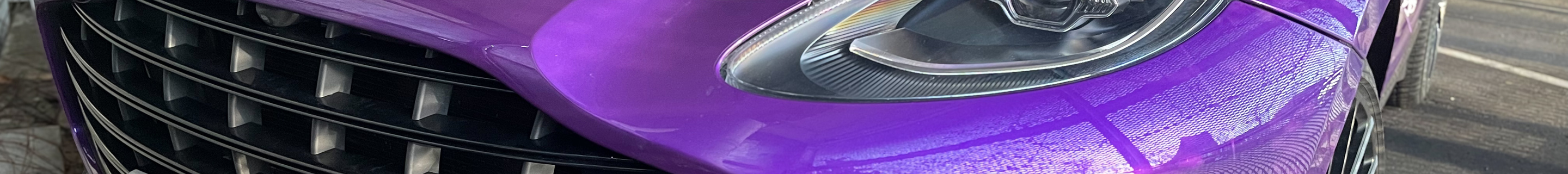 Aston Martin DBX707