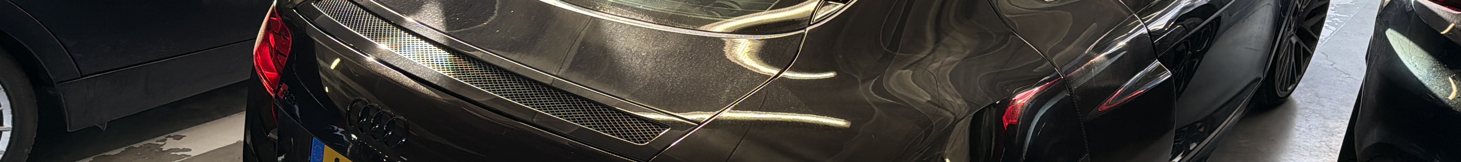 Audi R8 V10
