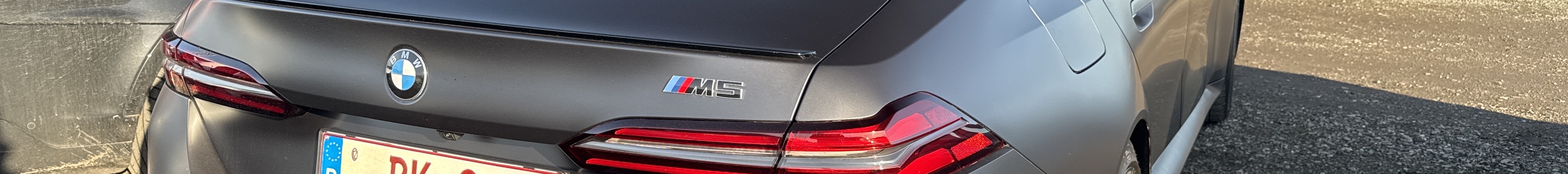 BMW M5 G90