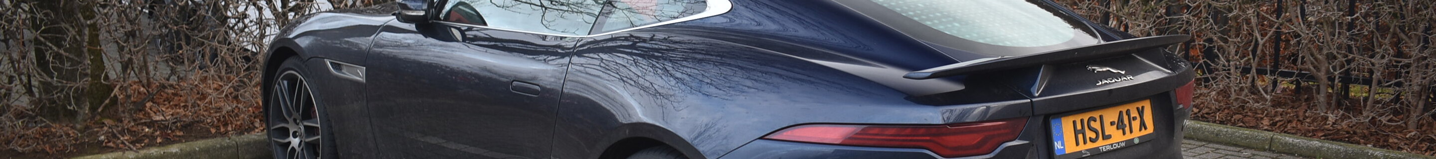 Jaguar F-TYPE R75 Coupé