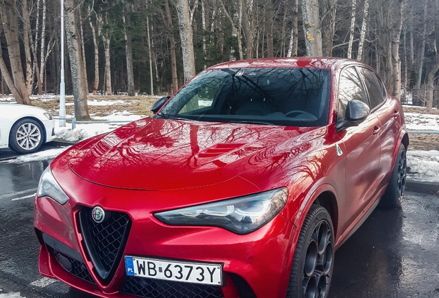 Alfa Romeo Stelvio Quadrifoglio 2023