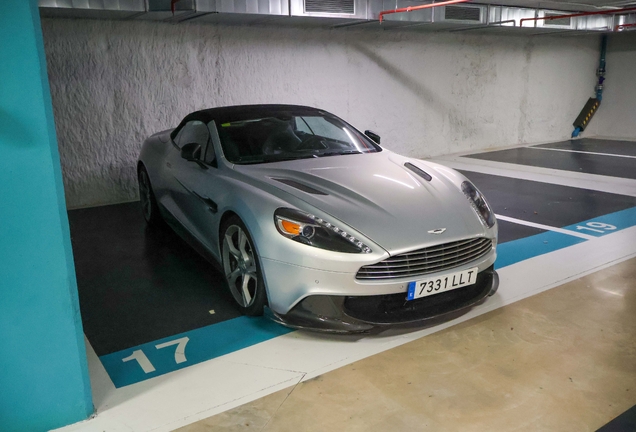Aston Martin Vanquish S Volante 2017