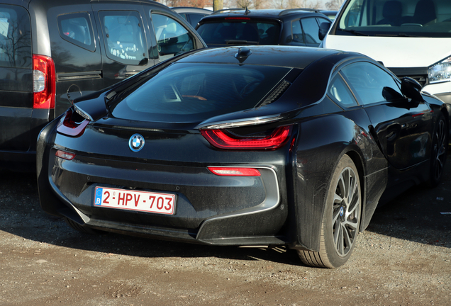 BMW i8