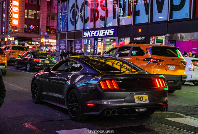 Ford Mustang GT 2015