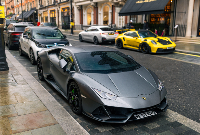 Lamborghini Huracán LP640-4 EVO