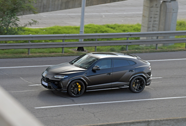 Lamborghini Urus Performante