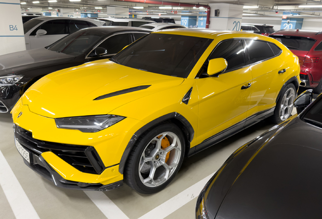 Lamborghini Urus S